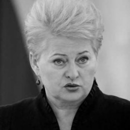 На фото Грибаускайте Даля (Dalia Grybauskaitė)